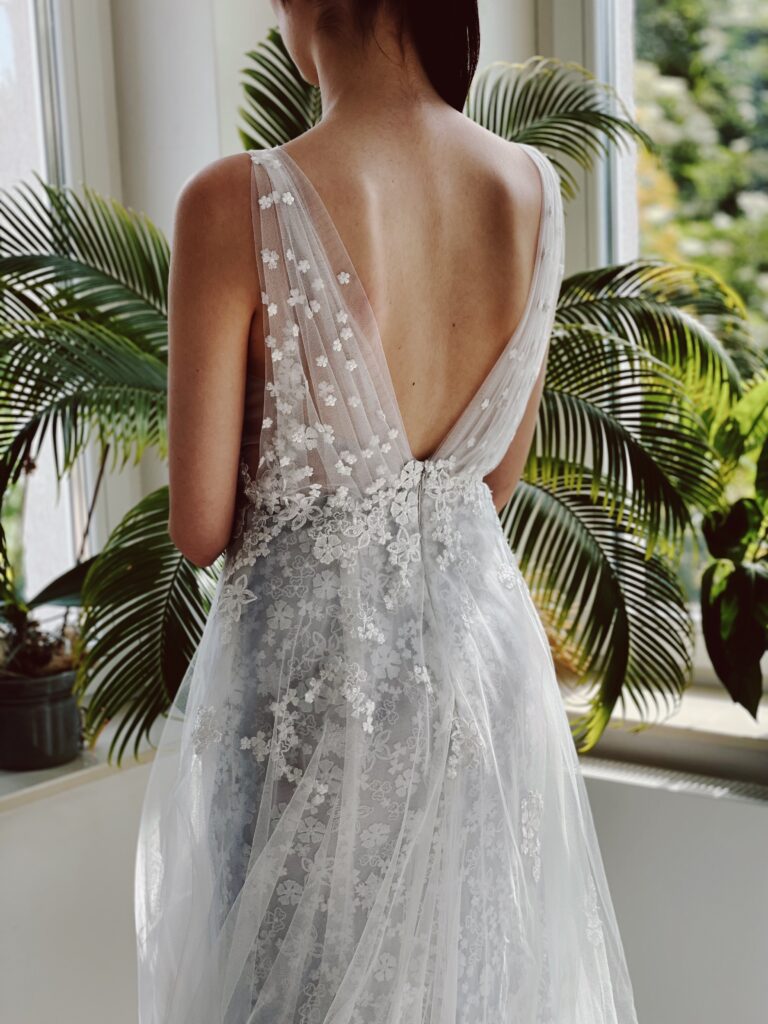 brautkleider, brautkleider online, brautkleider günstig, brautkleider outlet, brautkleider 2023