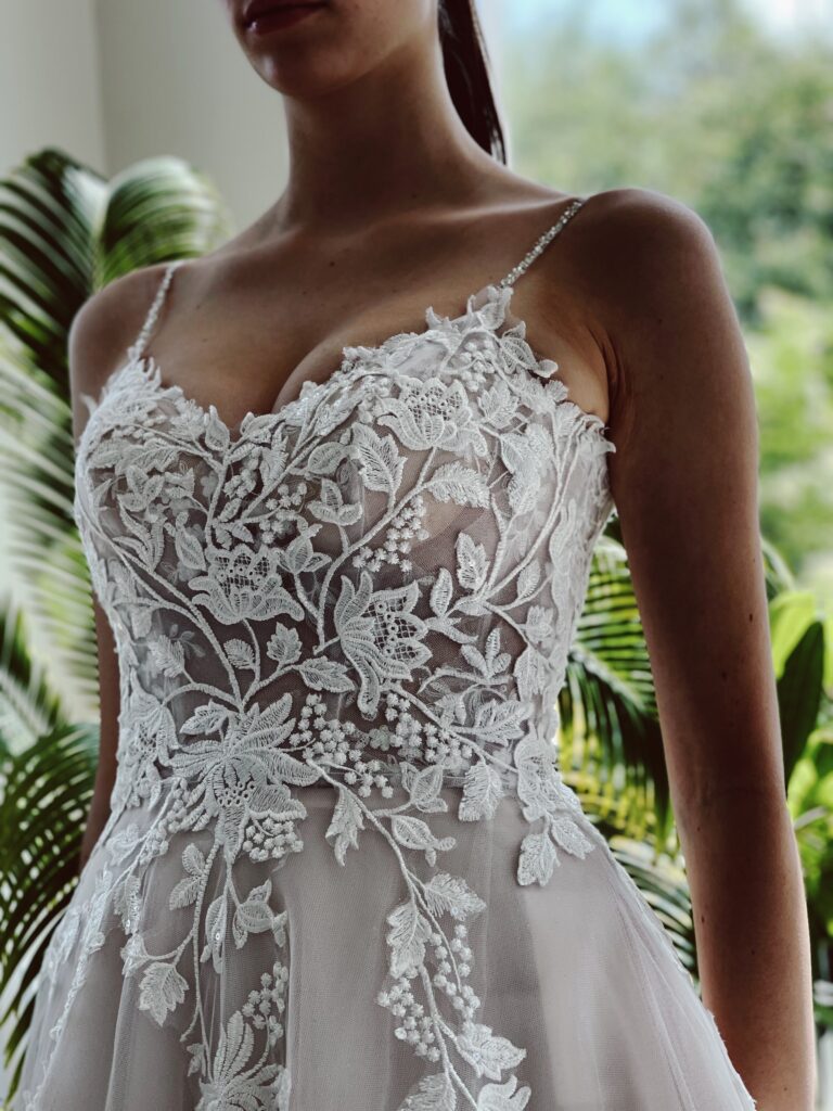 brautkleider, brautkleider online, brautkleider günstig, brautkleider outlet, brautkleider 2023