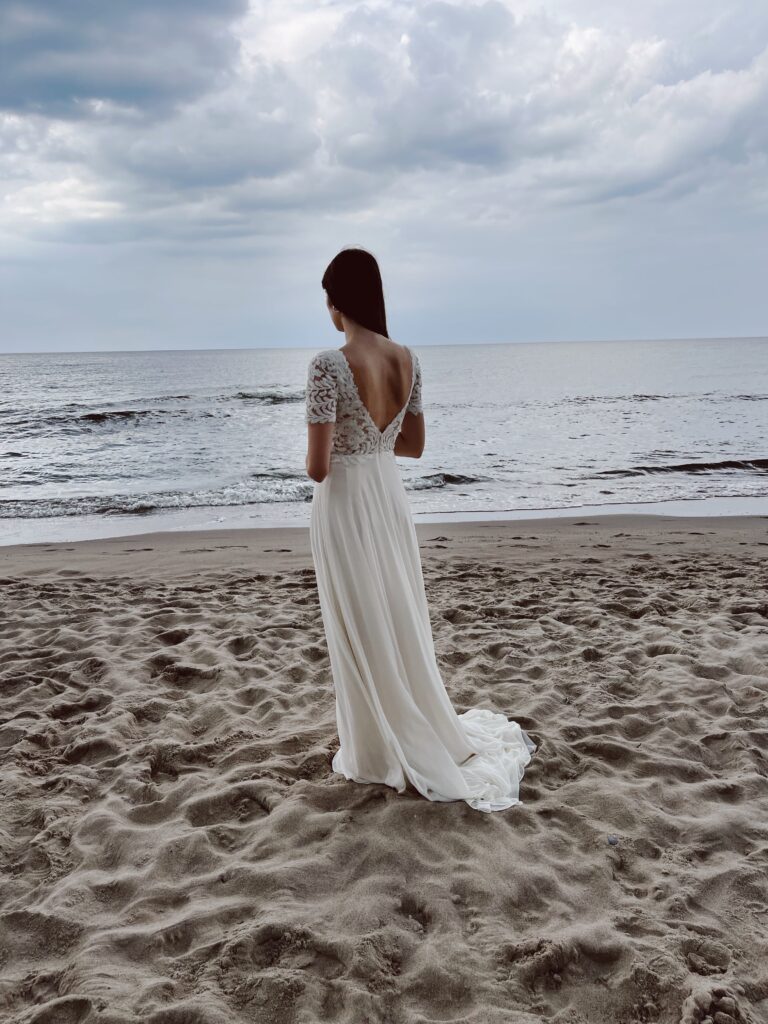 brautkleider, brautkleider online, brautkleider günstig, brautkleider outlet, brautkleider 2023