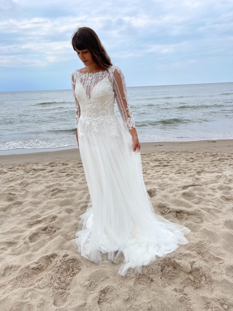brautkleider, brautkleider online, brautkleider günstig, brautkleider outlet, brautkleider 2023