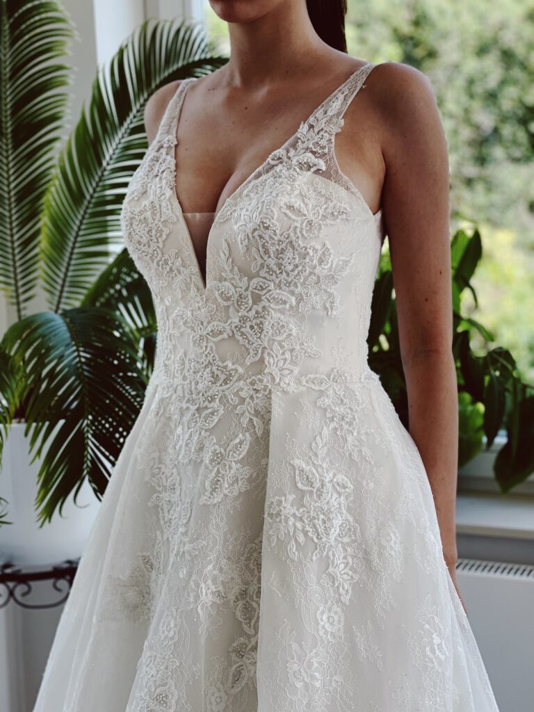 brautkleider, brautkleider online, brautkleider günstig, brautkleider outlet, brautkleider 2023