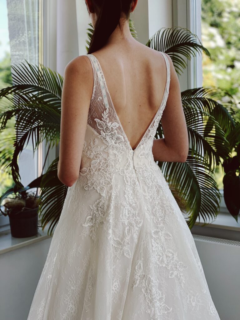 brautkleider, brautkleider online, brautkleider günstig, brautkleider outlet, brautkleider 2023