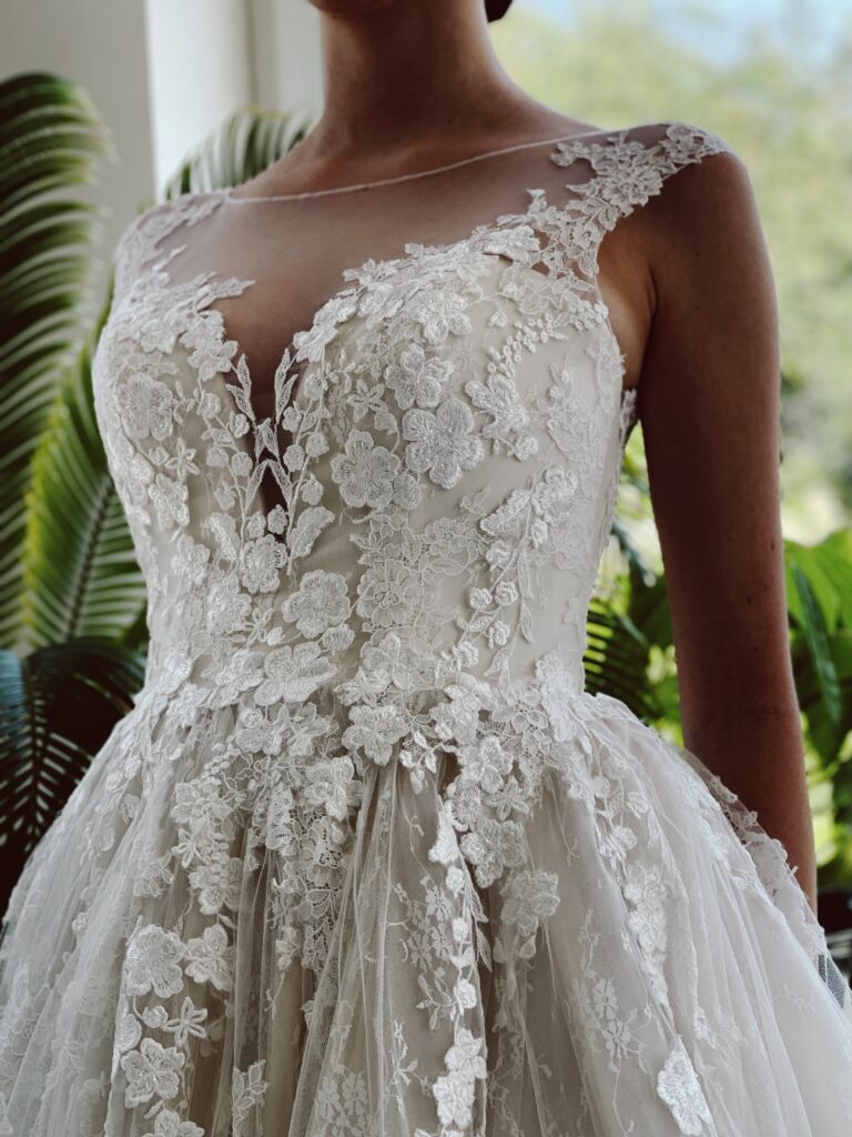 brautkleider, brautkleider online, brautkleider günstig, brautkleider outlet, brautkleider 2023