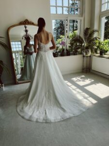 brautkleider, brautkleider online, brautkleider günstig, brautkleider outlet, brautkleider 2023