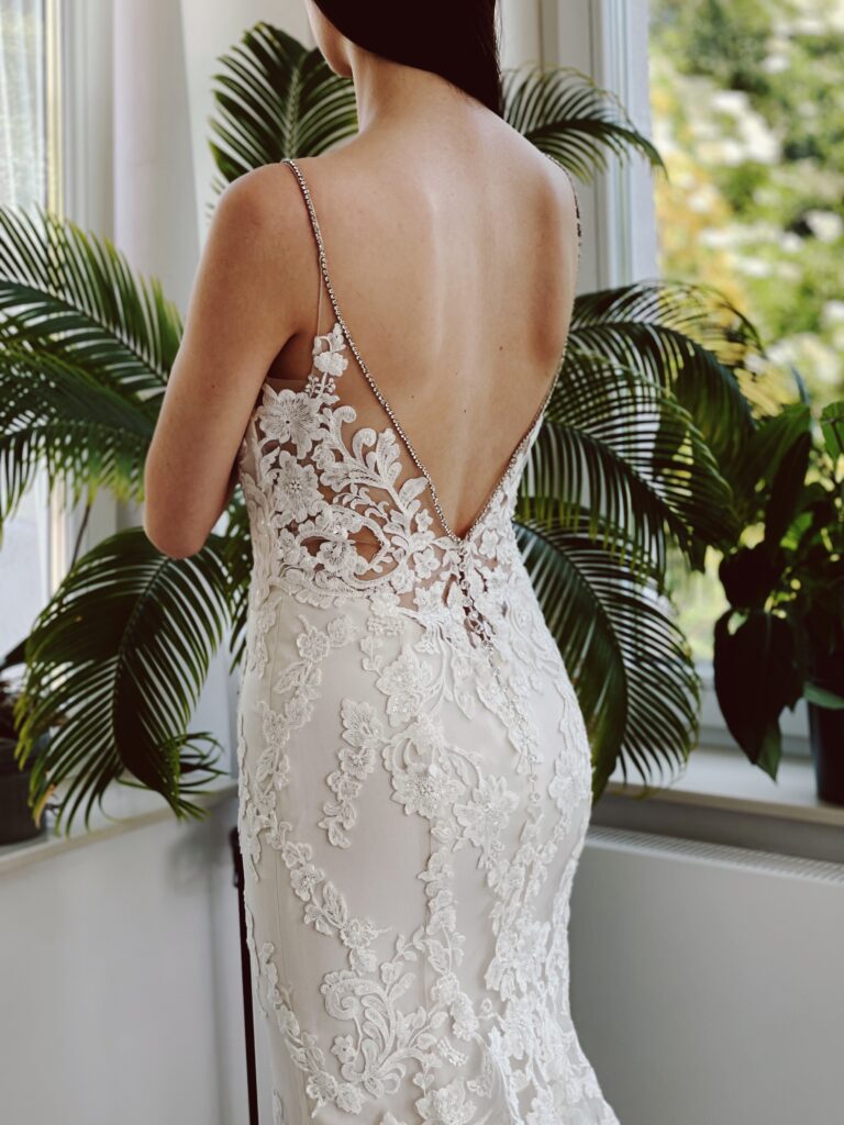 brautkleider, brautkleider online, brautkleider günstig, brautkleider outlet, brautkleider 2023