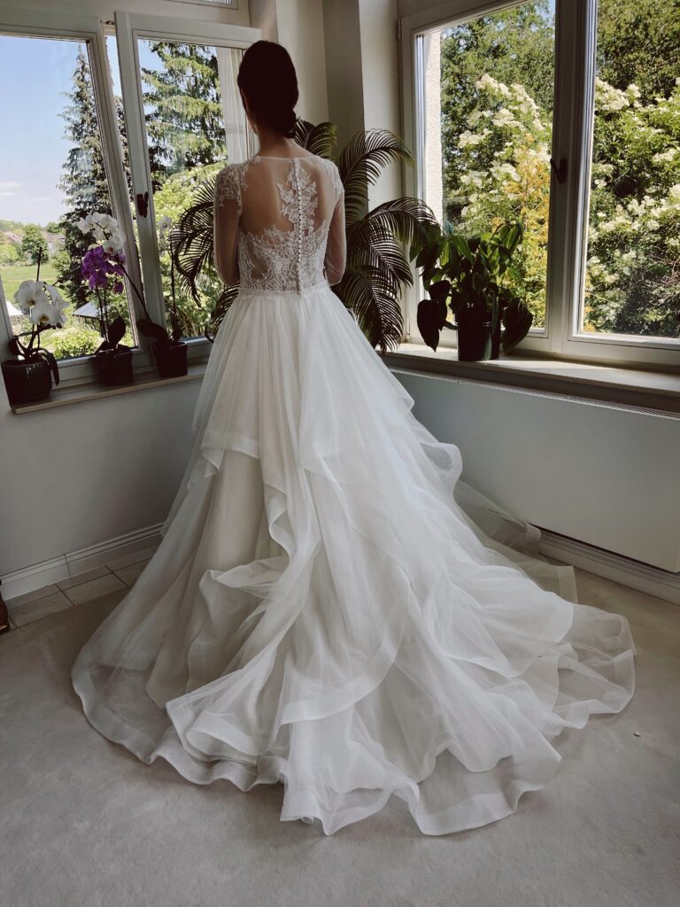 brautkleider, brautkleider online, brautkleider günstig, brautkleider outlet, brautkleider 2023