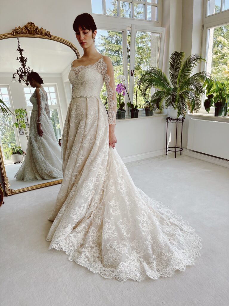 brautkleider, brautkleider online, brautkleider günstig, brautkleider outlet, brautkleider 2023