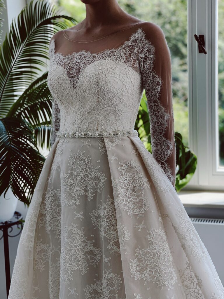 brautkleider, brautkleider online, brautkleider günstig, brautkleider outlet, brautkleider 2023