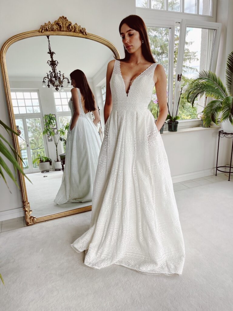 brautkleider, brautkleider online, brautkleider günstig, brautkleider outlet, brautkleider 2023