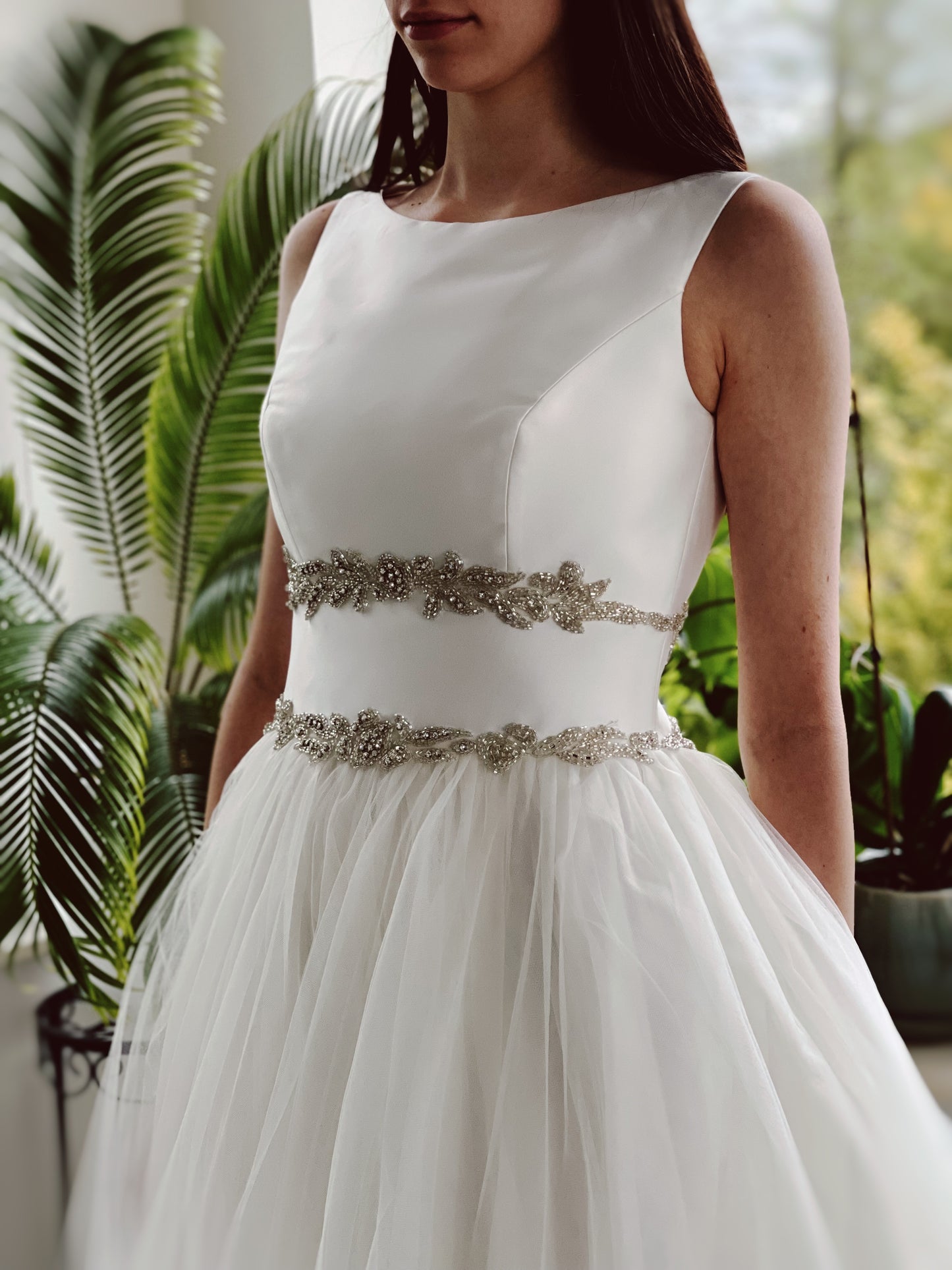 Prinzessin, hochgeschlossen, Satin, Schlüsselloch Ausschnitt, Glitzer, Spitze , brautkleider, brautkleider online, brautkleider günstig, brautkleider outlet, brautkleider 2023