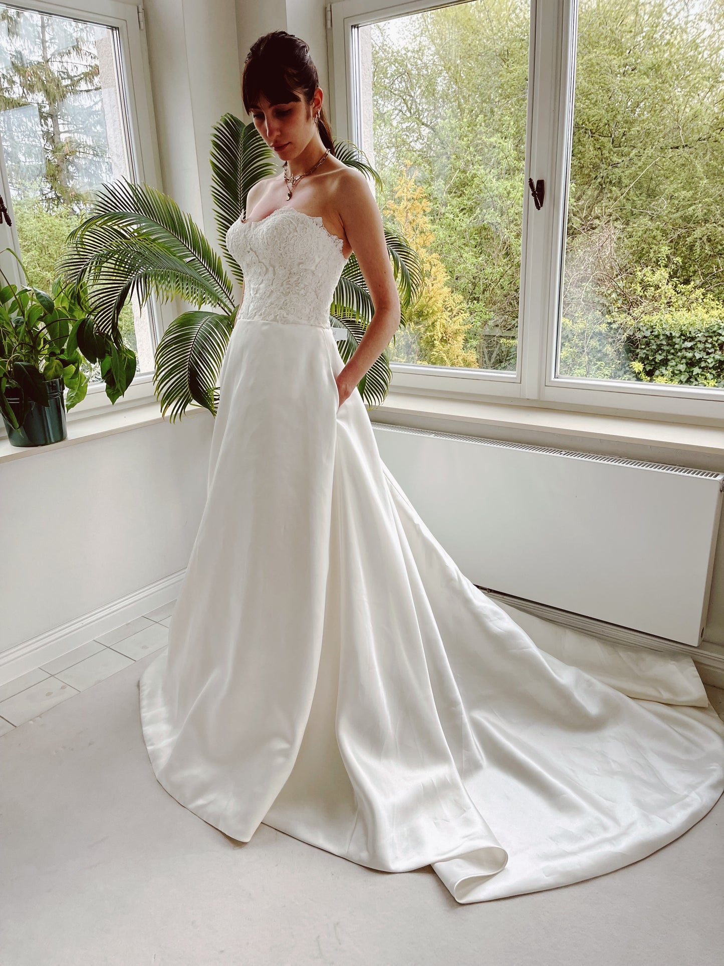 Korsage, A-Linie, Vintage, Spitze, Mikadosatin, brautkleider, brautkleider online, brautkleider günstig, brautkleider outlet, brautkleider 2023