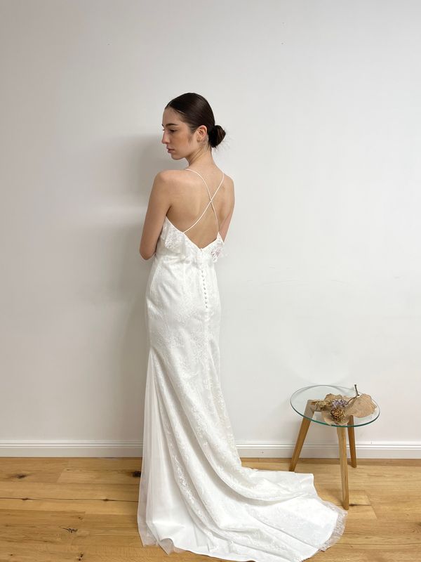 Vintage, Spitze, Volants , brautkleider, brautkleider online, brautkleider günstig, brautkleider outlet, brautkleider 2023